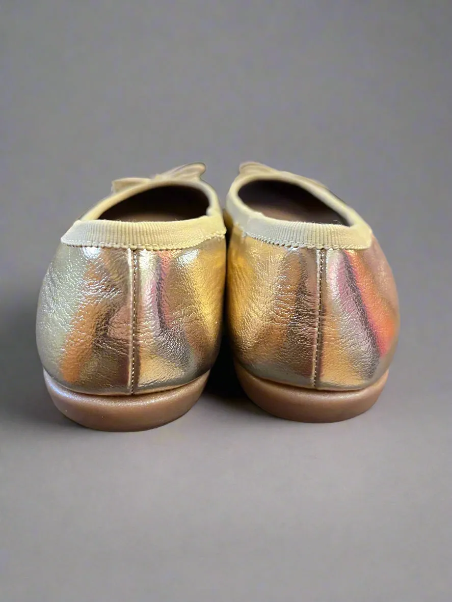 Aerosoles gold Homebet ballet flats, size 8.5, BRAND NEW!