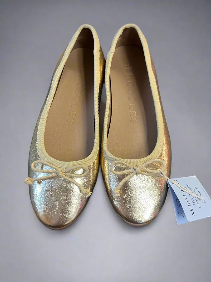Aerosoles gold Homebet ballet flats, size 8.5, BRAND NEW!