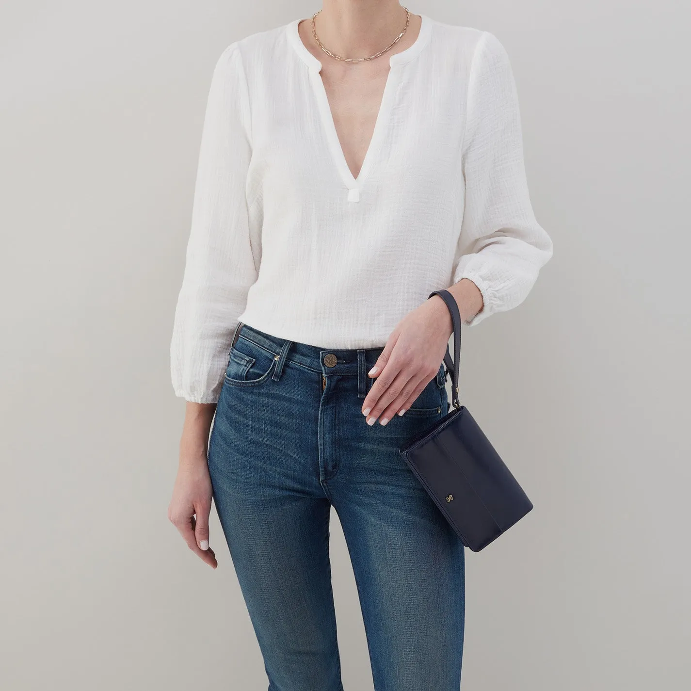 Jill Wristlet in Polished Leather - Nightshade