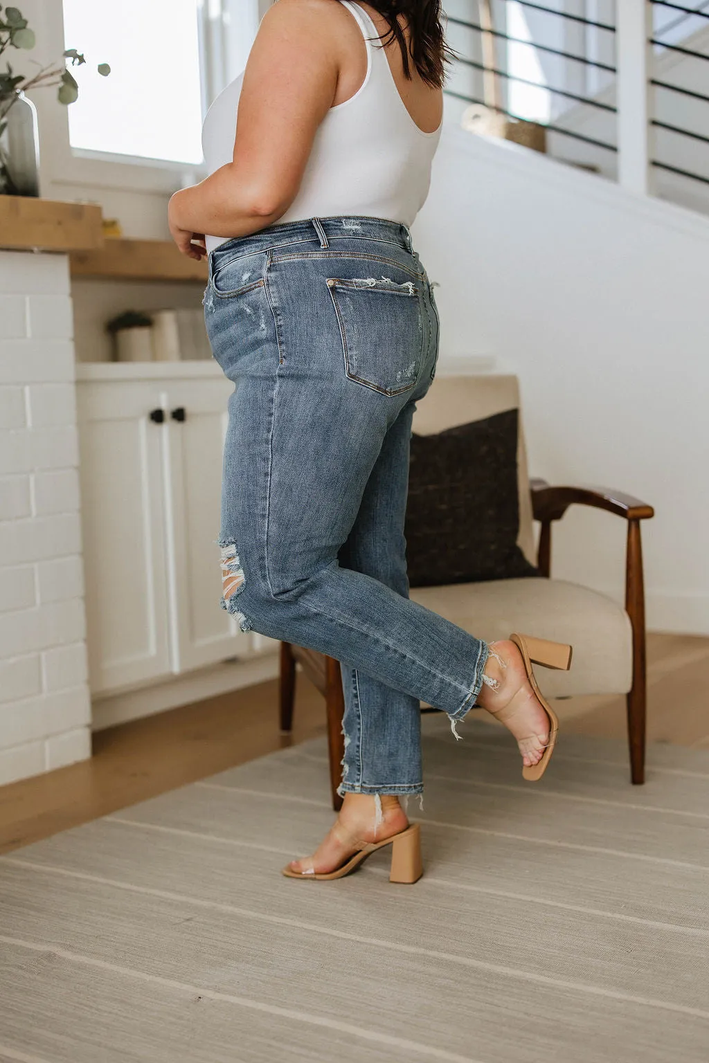 Judy Blue Mid Rise Button Fly Boyfriend Jeans