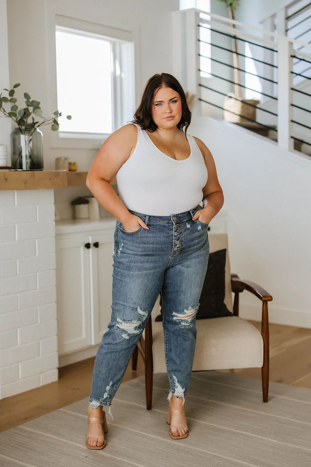 Judy Blue Mid Rise Button Fly Boyfriend Jeans