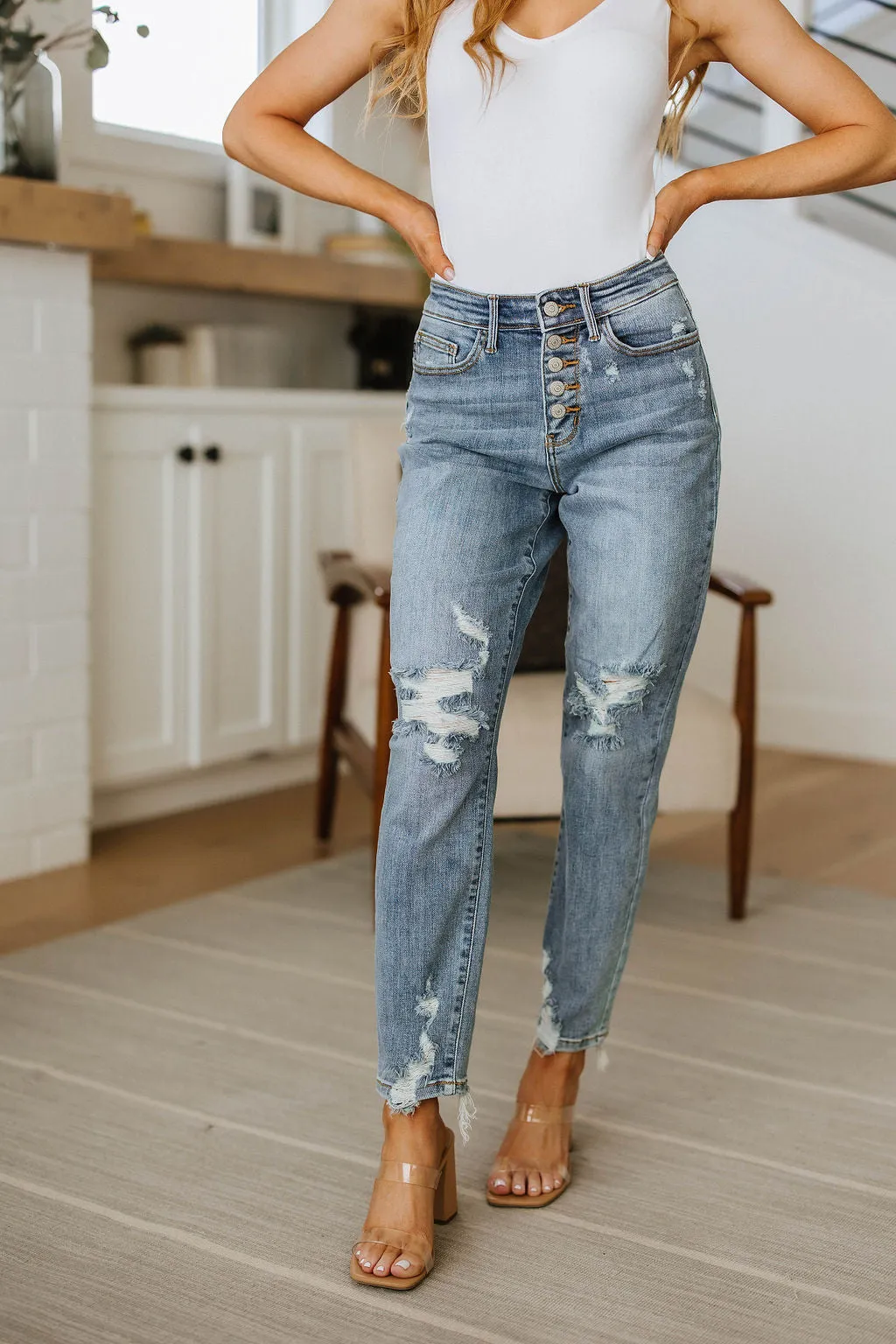 Judy Blue Mid Rise Button Fly Boyfriend Jeans
