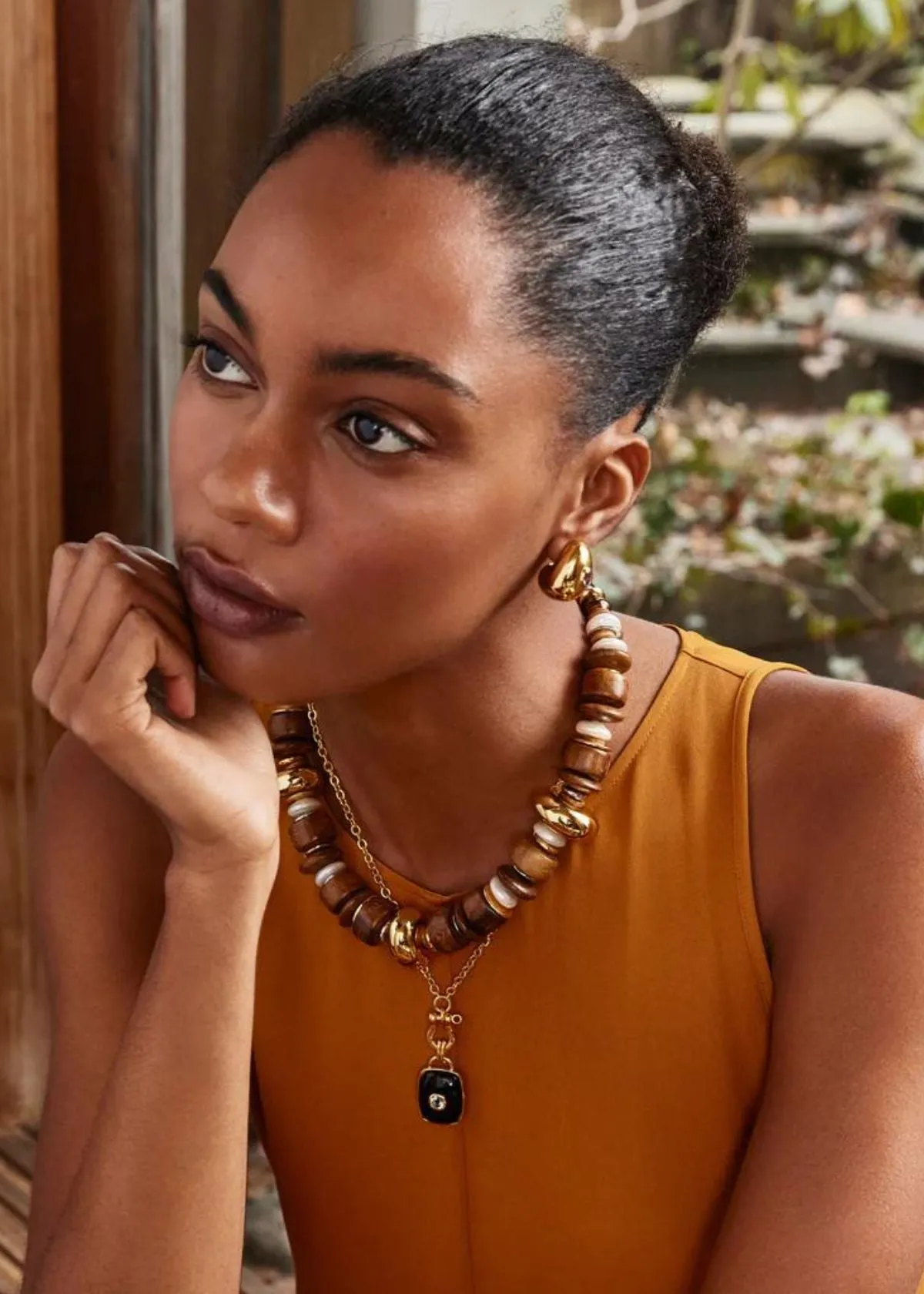 LIZZIE FORTUNATO Mini Arp Earring - Studded Gold