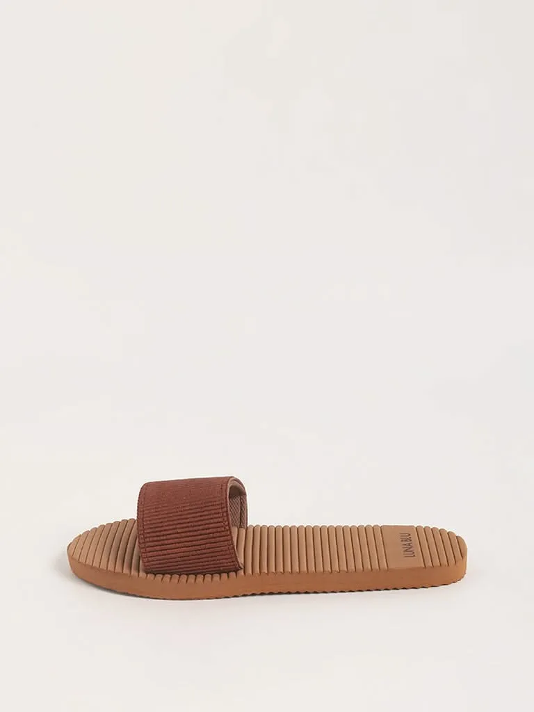 LUNA BLU Brown Textured Flip-Flop