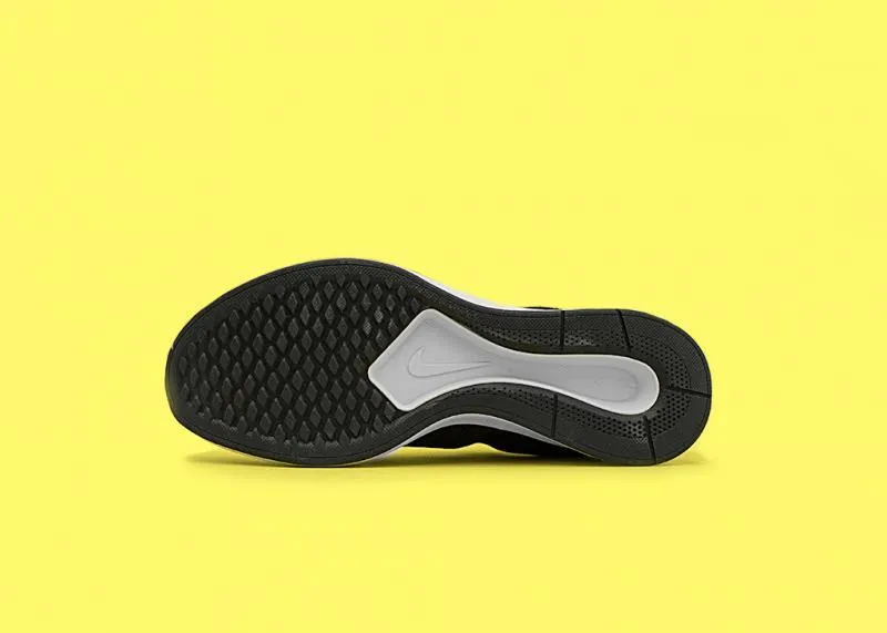NIKE - Men - Dualtone Racer - Black/Olive