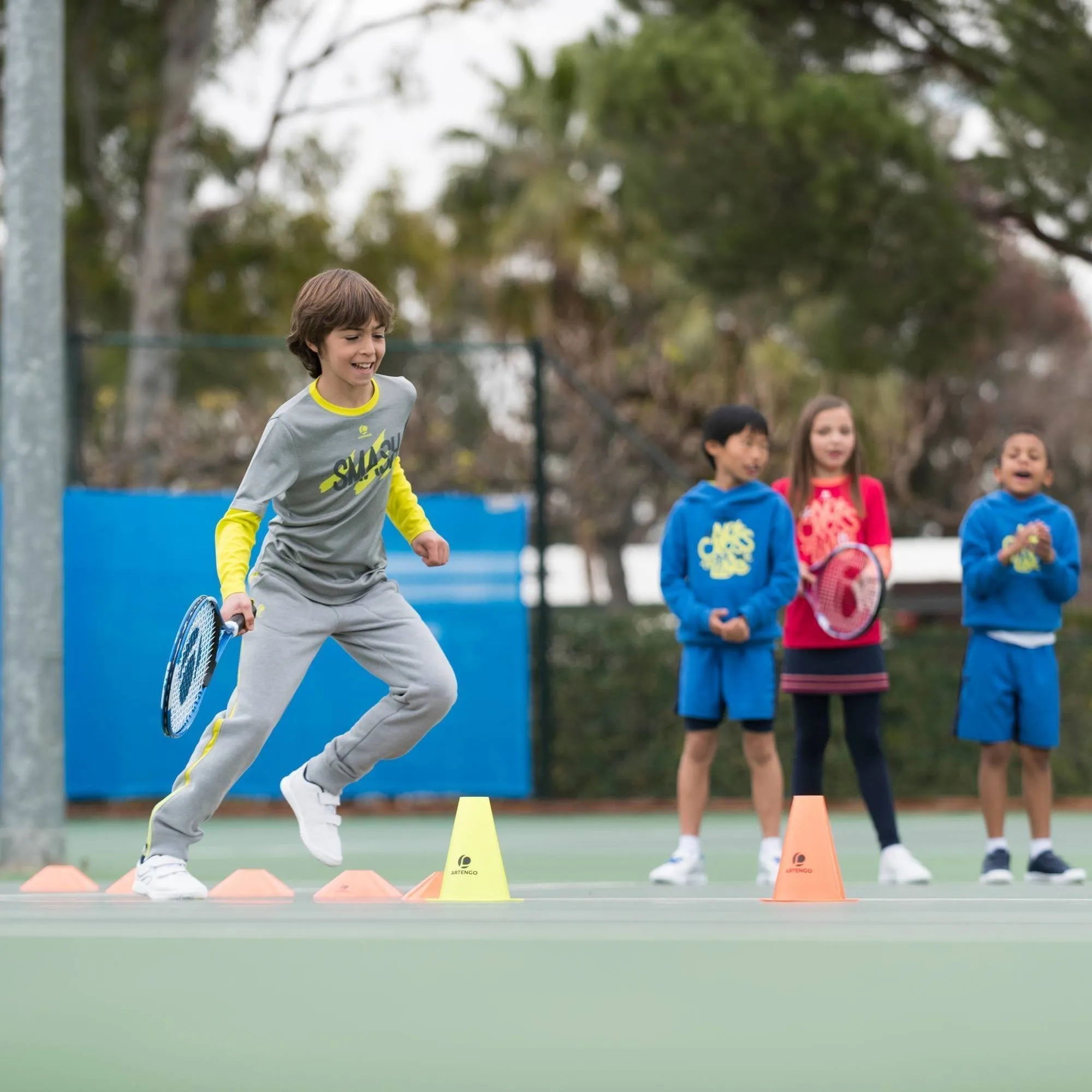 Tennis Shoes TS700 Grip
